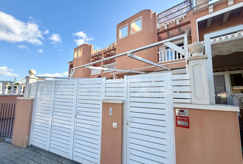 Revente - MAISON -
TORREVIEJA - El limonar