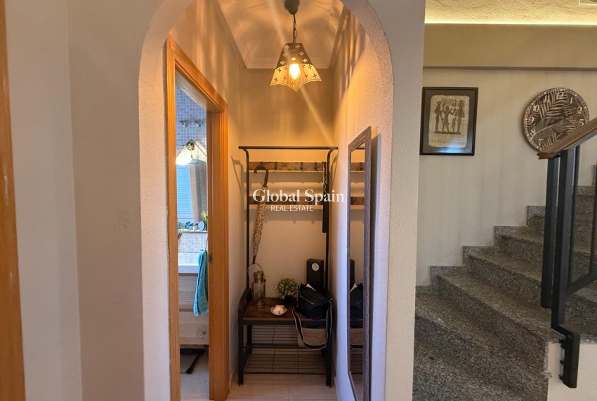 Revente - MAISON -
TORREVIEJA - El limonar