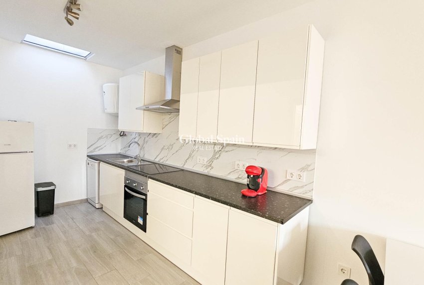 Revente - MAISON -
TORREVIEJA - El limonar