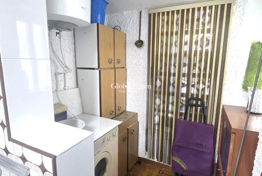 Revente - MAISON -
TORREVIEJA - Habaneras