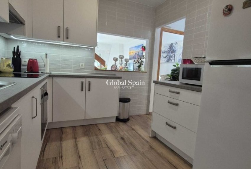 Revente - MAISON -
TORREVIEJA - Inland