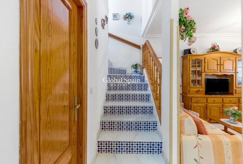 Revente - Maison -
TORREVIEJA - La Mata