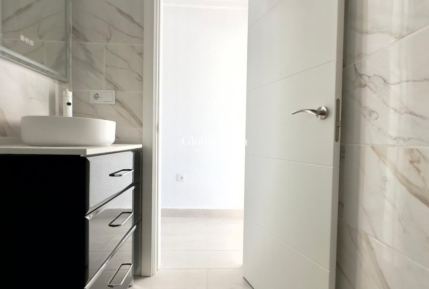 Revente - MAISON -
TORREVIEJA - La Mata