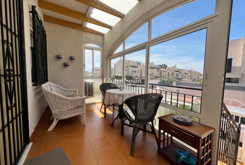 Revente - MAISON -
TORREVIEJA - La Mata