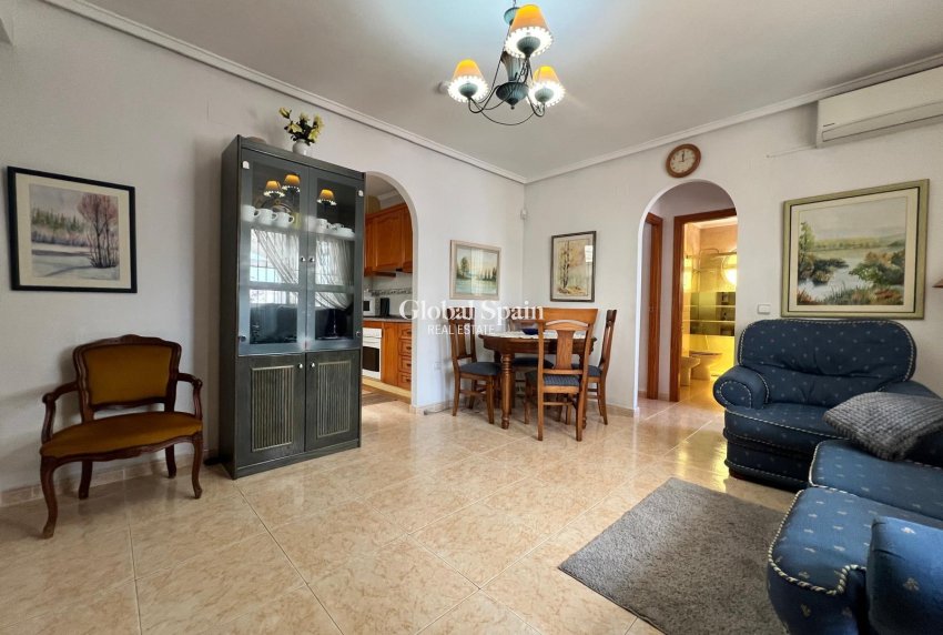 Revente - MAISON -
TORREVIEJA - La Mata