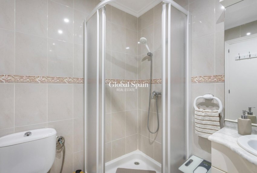 Revente - Maison -
TORREVIEJA - La Siesta - El Salado - Torreta