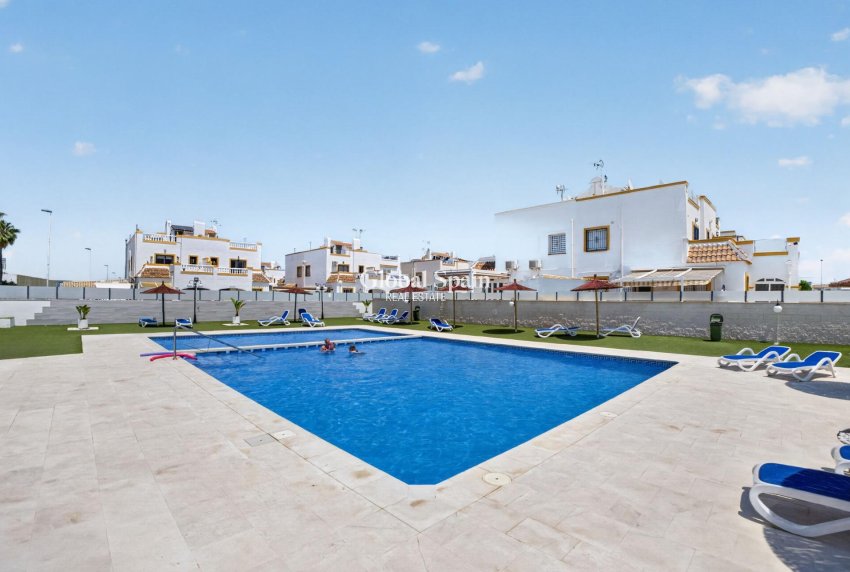 Revente - MAISON -
TORREVIEJA - La Siesta - El Salado - Torreta
