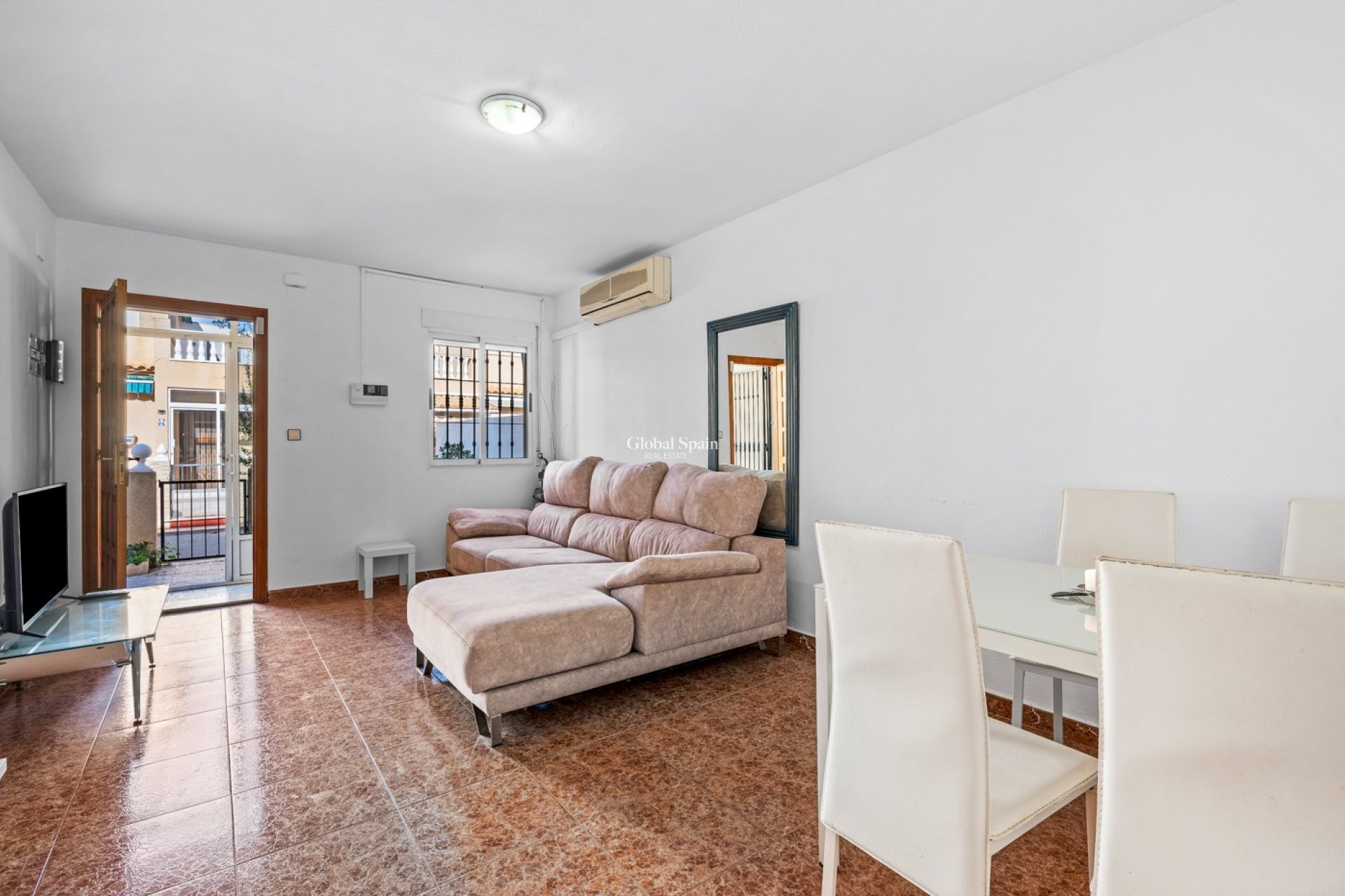 Revente - Maison -
TORREVIEJA - La Siesta