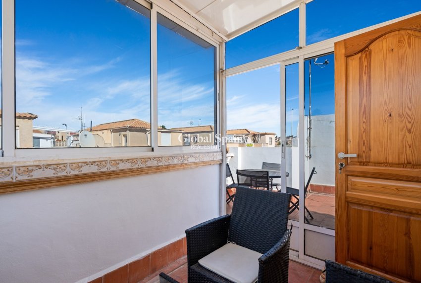 Revente - Maison -
TORREVIEJA - La Siesta