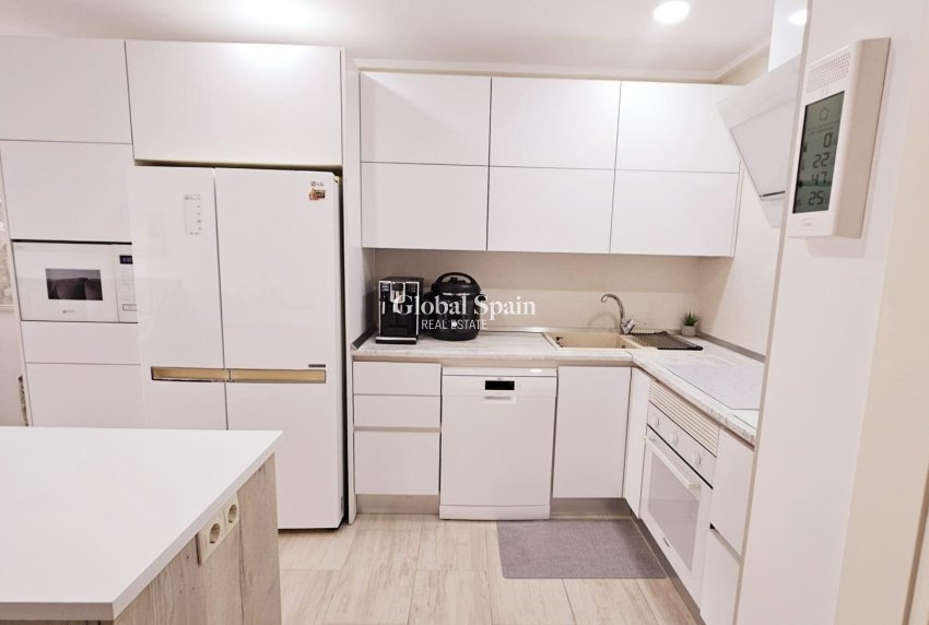 Revente - MAISON -
TORREVIEJA - La Siesta