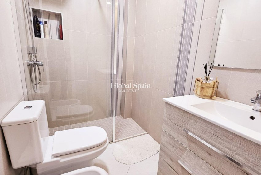 Revente - MAISON -
TORREVIEJA - La Siesta