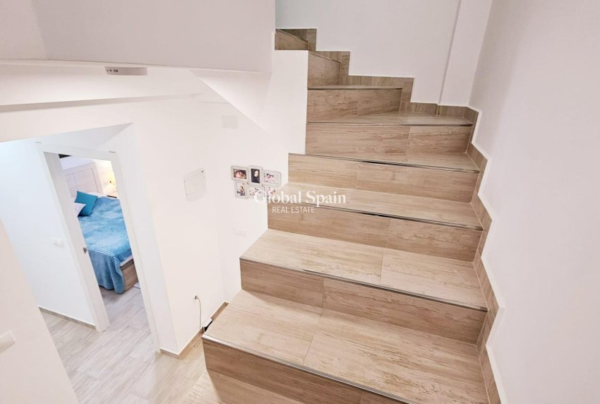 Revente - MAISON -
TORREVIEJA - La Siesta