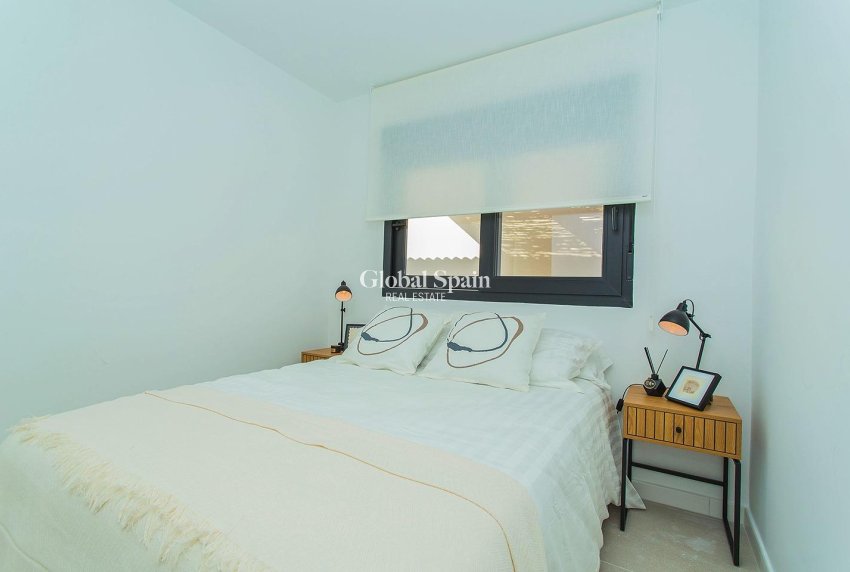 Revente - MAISON -
TORREVIEJA - La Siesta