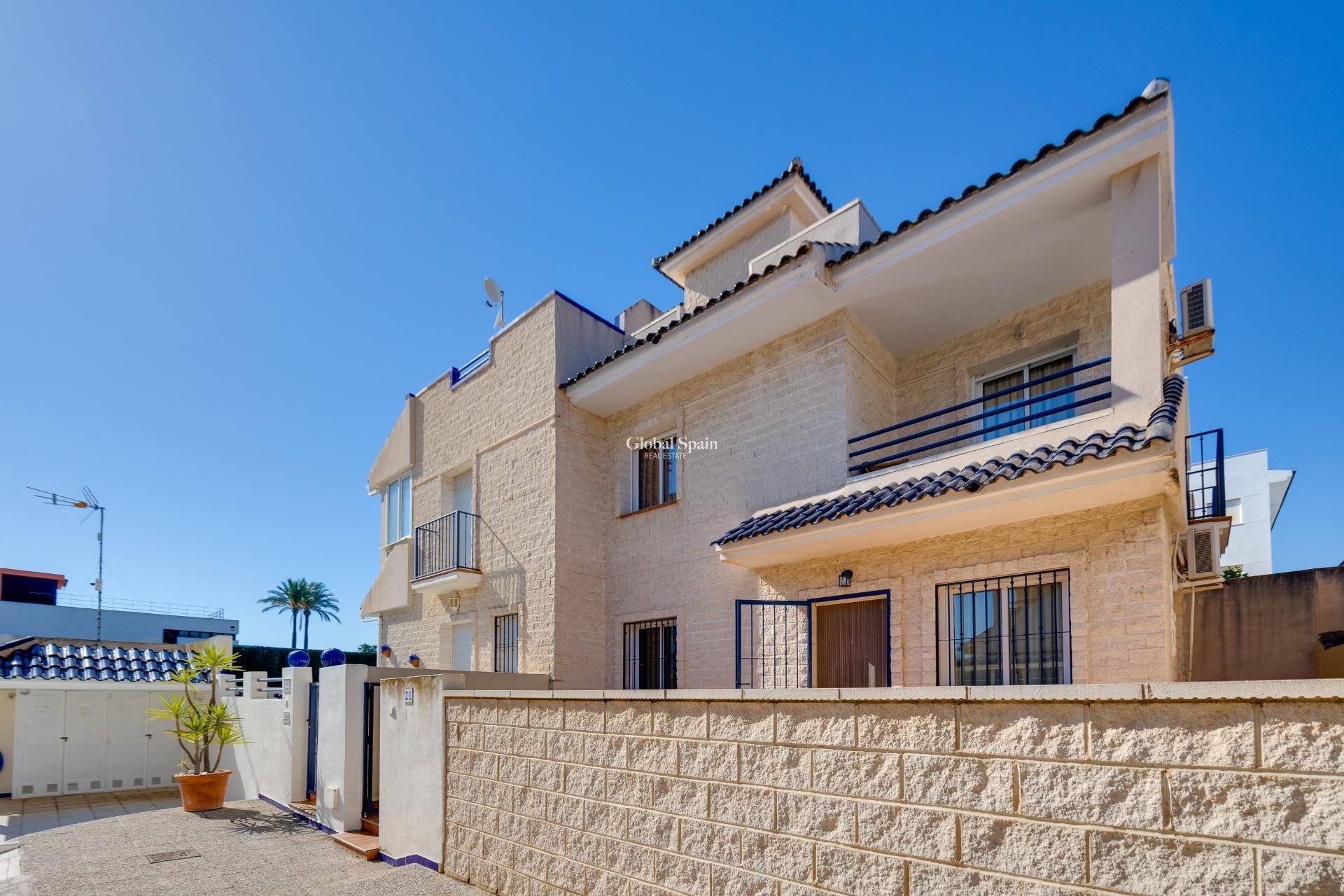 Revente - MAISON -
TORREVIEJA - La Veleta