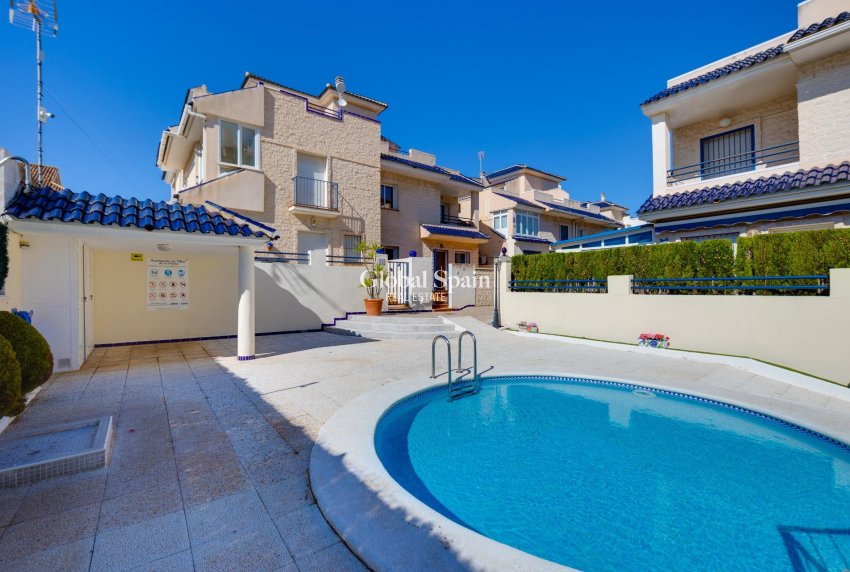 Revente - MAISON -
TORREVIEJA - La Veleta