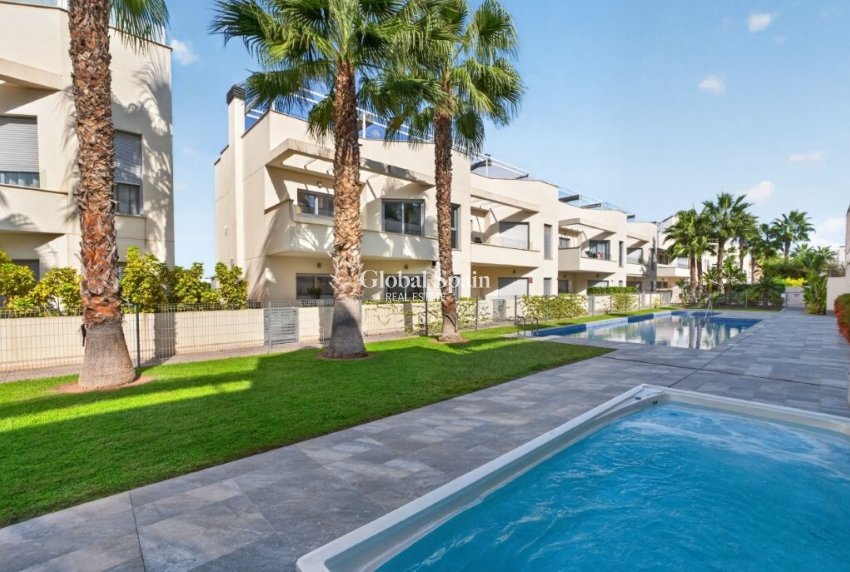 Revente - MAISON -
TORREVIEJA - La Veleta