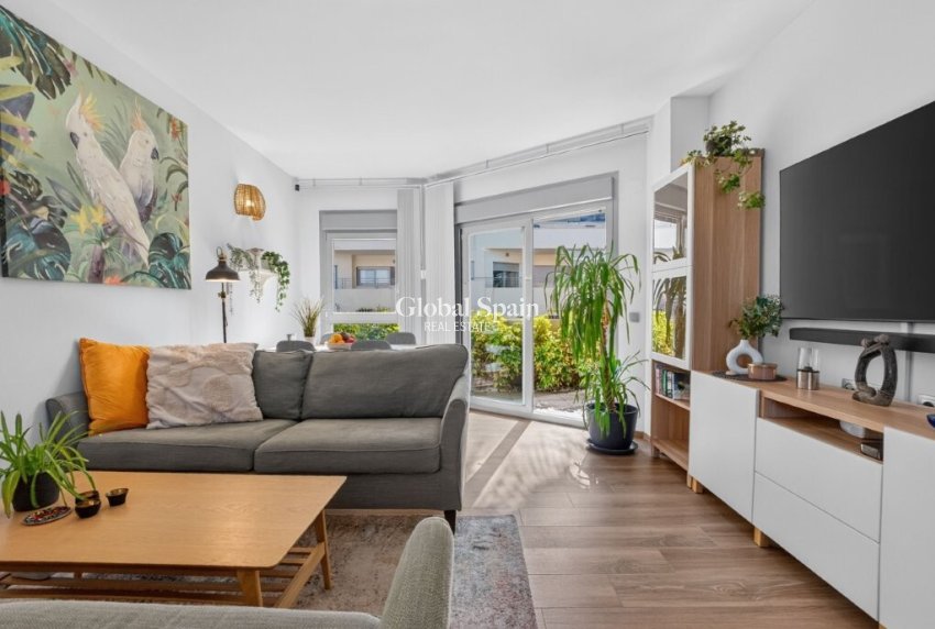 Revente - MAISON -
TORREVIEJA - La Veleta