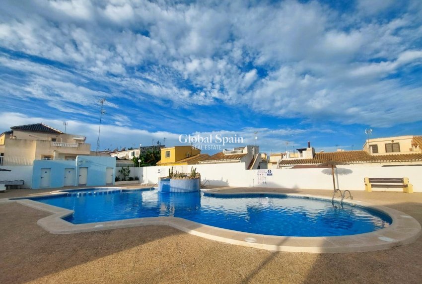 Revente - Maison -
TORREVIEJA - LOS BALCONES - LOS ALTOS