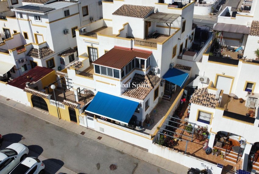 Revente - MAISON -
TORREVIEJA - LOS BALCONES - LOS ALTOS