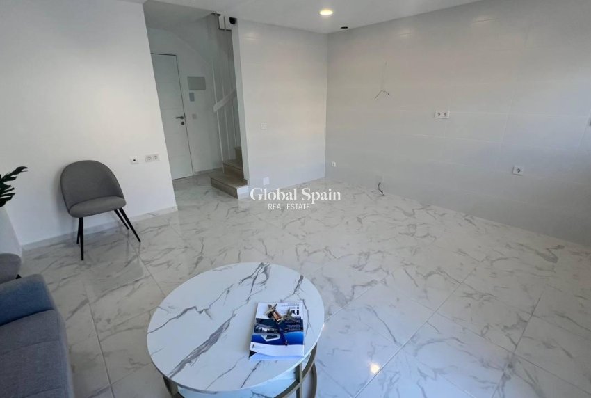 Revente - MAISON -
TORREVIEJA - LOS BALCONES - LOS ALTOS