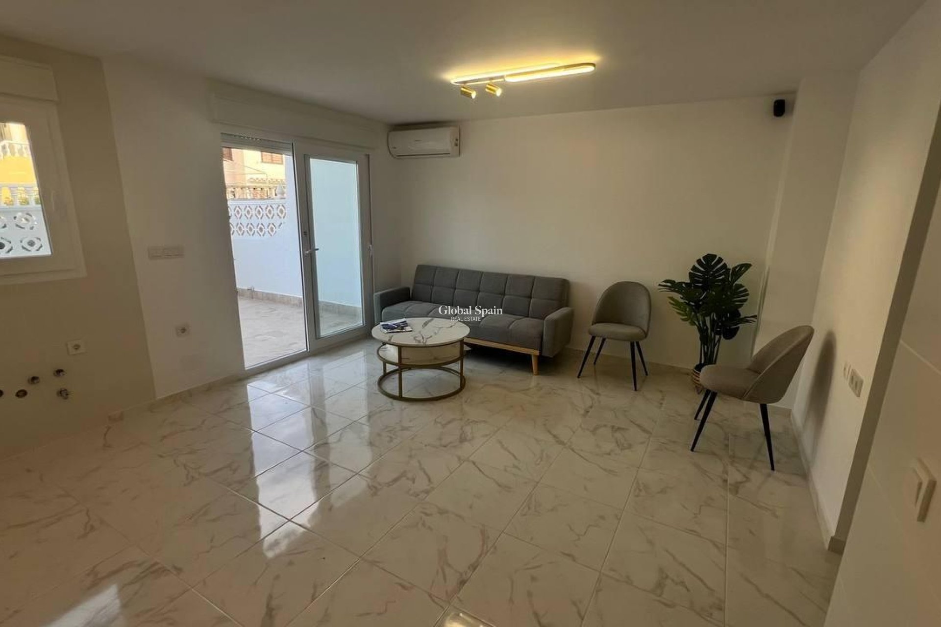 Revente - MAISON -
TORREVIEJA - LOS BALCONES - LOS ALTOS