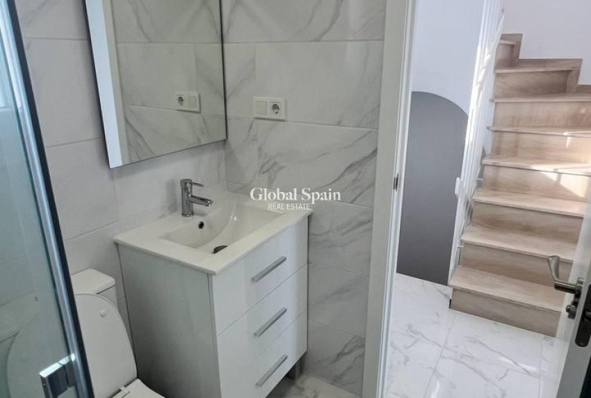 Revente - MAISON -
TORREVIEJA - LOS BALCONES - LOS ALTOS