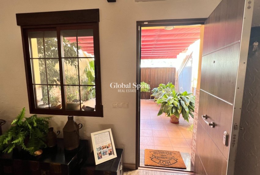 Revente - MAISON -
TORREVIEJA - LOS BALCONES - LOS ALTOS