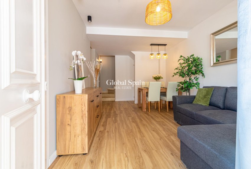 Revente - Maison -
TORREVIEJA - LOS BALCONES - LOS ALTOS