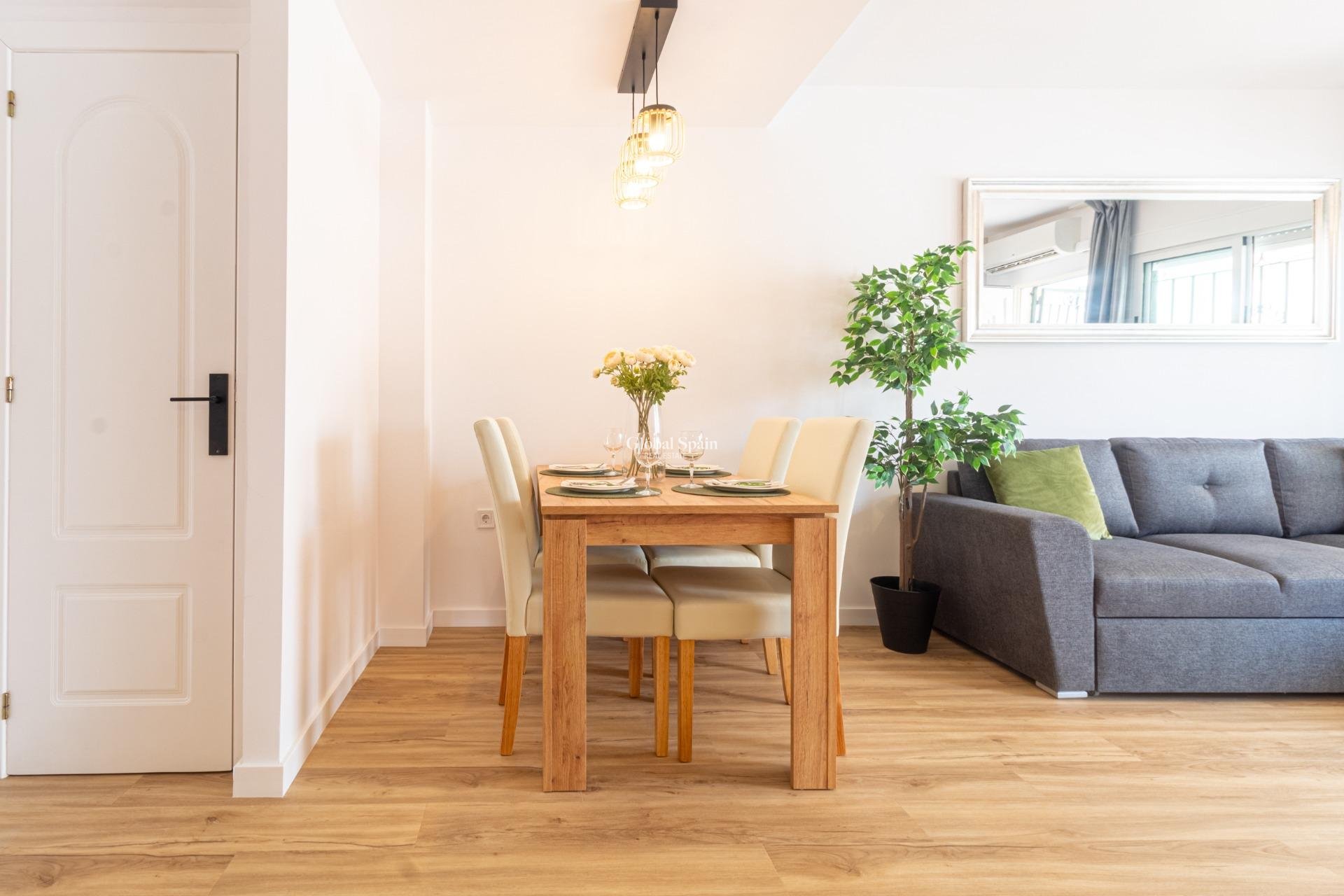 Revente - Maison -
TORREVIEJA - LOS BALCONES - LOS ALTOS