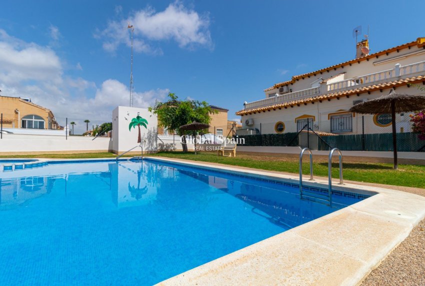 Revente - Maison -
TORREVIEJA - LOS BALCONES - LOS ALTOS