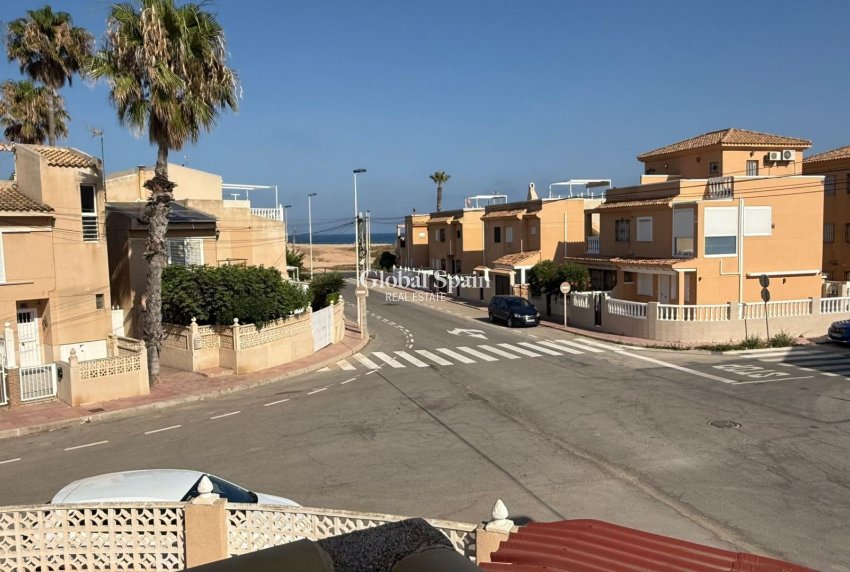 Revente - MAISON -
TORREVIEJA - Los Frutales