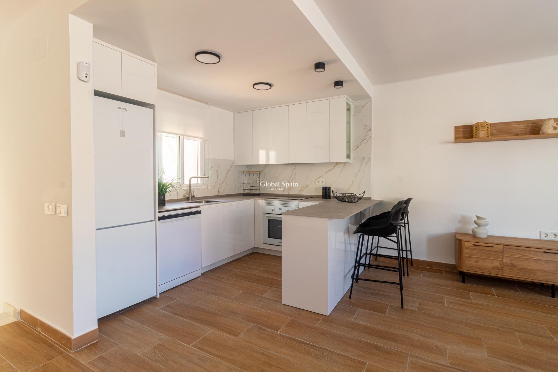 Revente - MAISON -
TORREVIEJA - Los Frutales