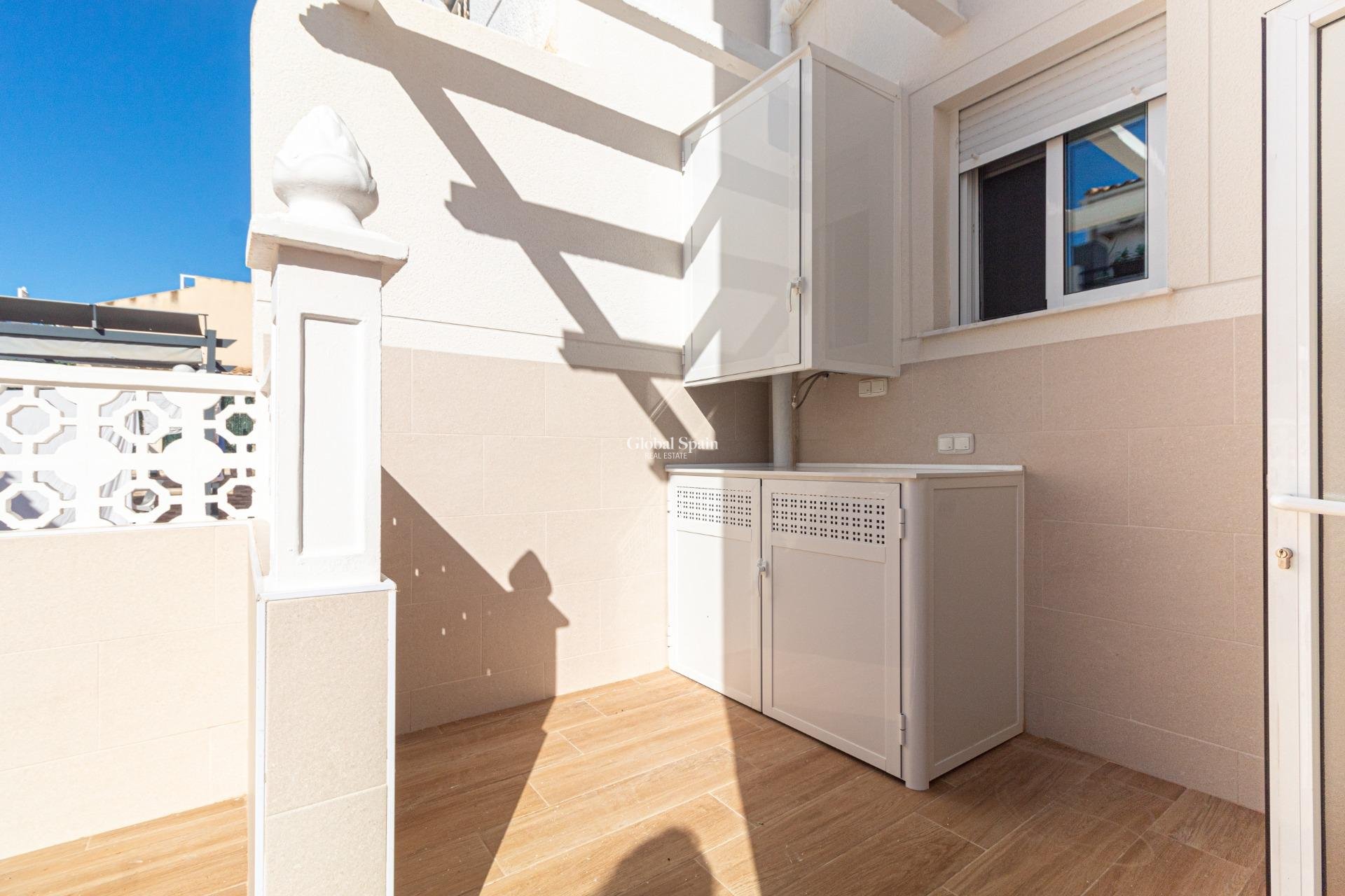 Revente - MAISON -
TORREVIEJA - Los Frutales