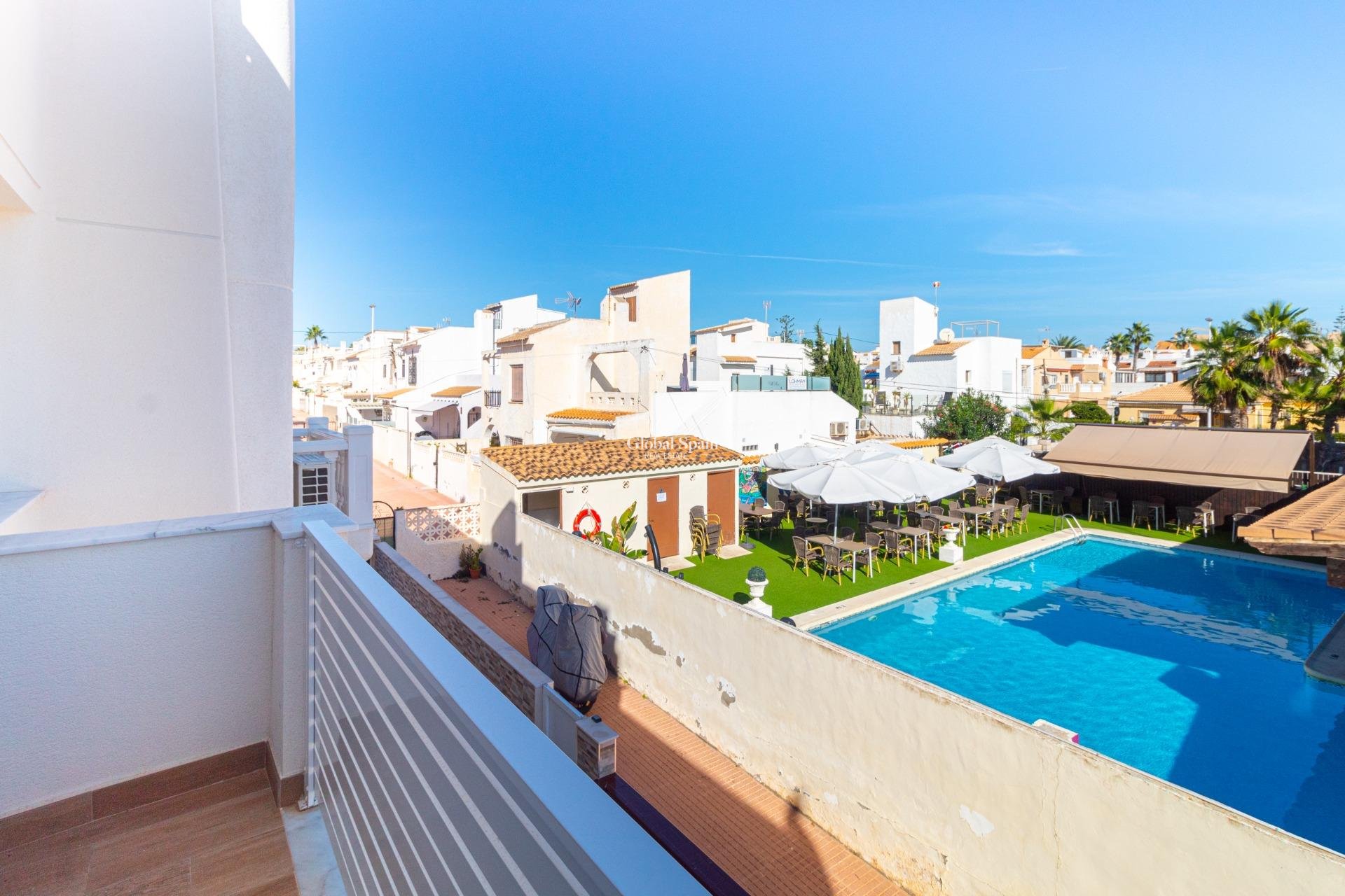 Revente - MAISON -
TORREVIEJA - Los Frutales