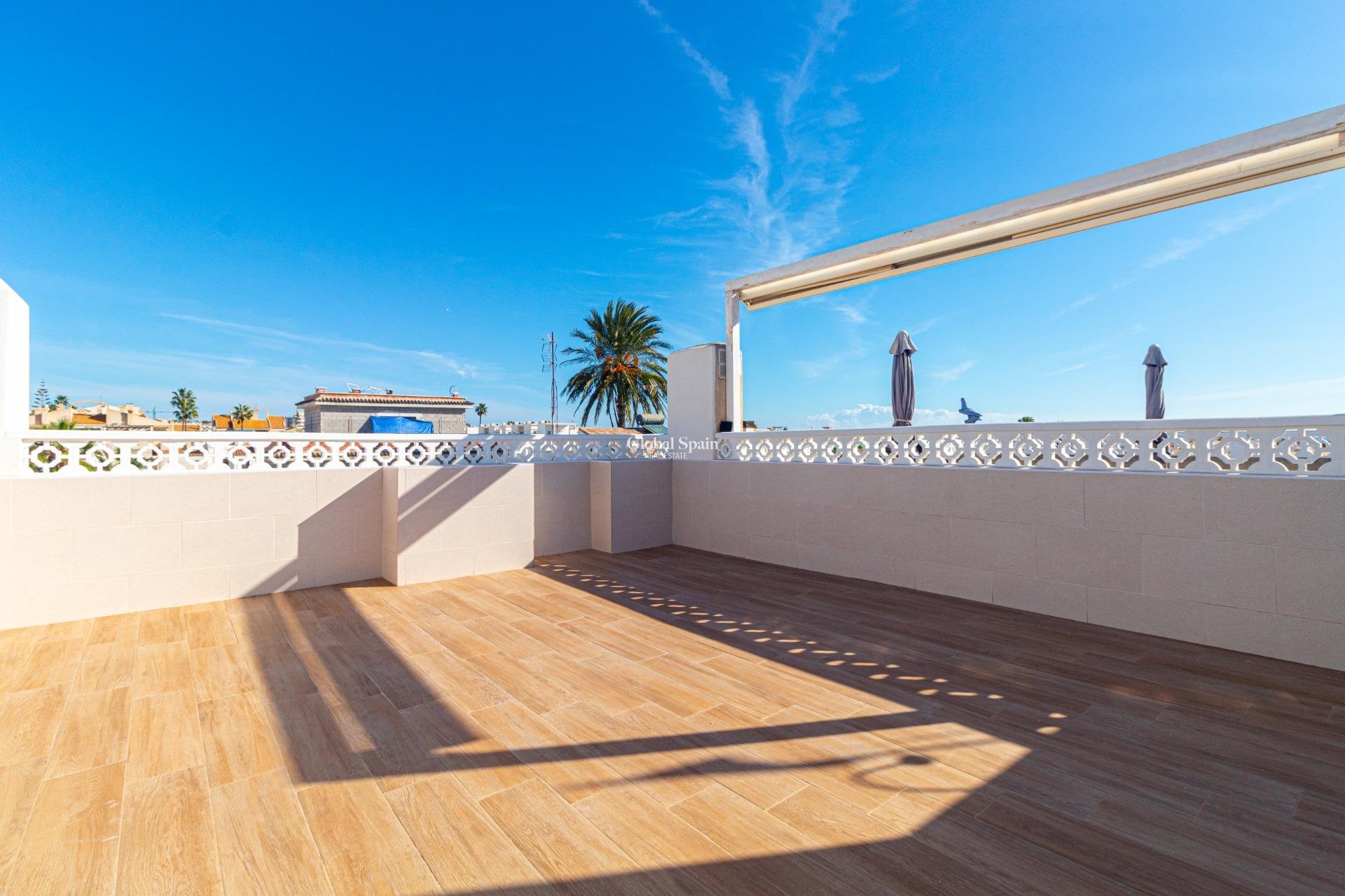 Revente - MAISON -
TORREVIEJA - Los Frutales