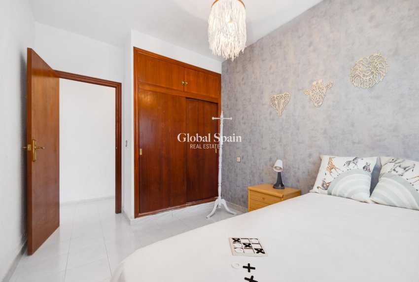 Revente - MAISON -
TORREVIEJA - Nueva Torrevieja