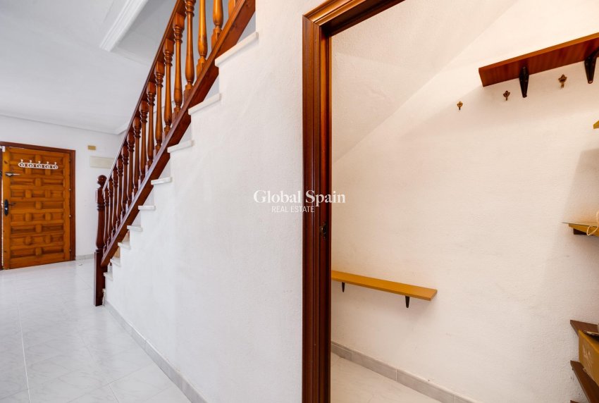 Revente - MAISON -
TORREVIEJA - Nueva Torrevieja