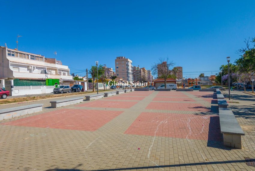 Revente - MAISON -
TORREVIEJA - Nueva Torrevieja