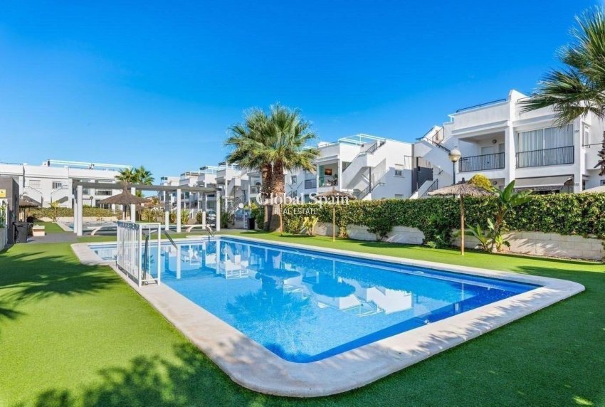 Revente - MAISON -
TORREVIEJA - Parque Acuático - Sector 25