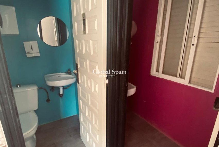 Revente - MAISON -
TORREVIEJA - Parque Acuático - Sector 25