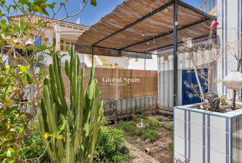 Revente - Maison -
TORREVIEJA - Parque de las Naciones