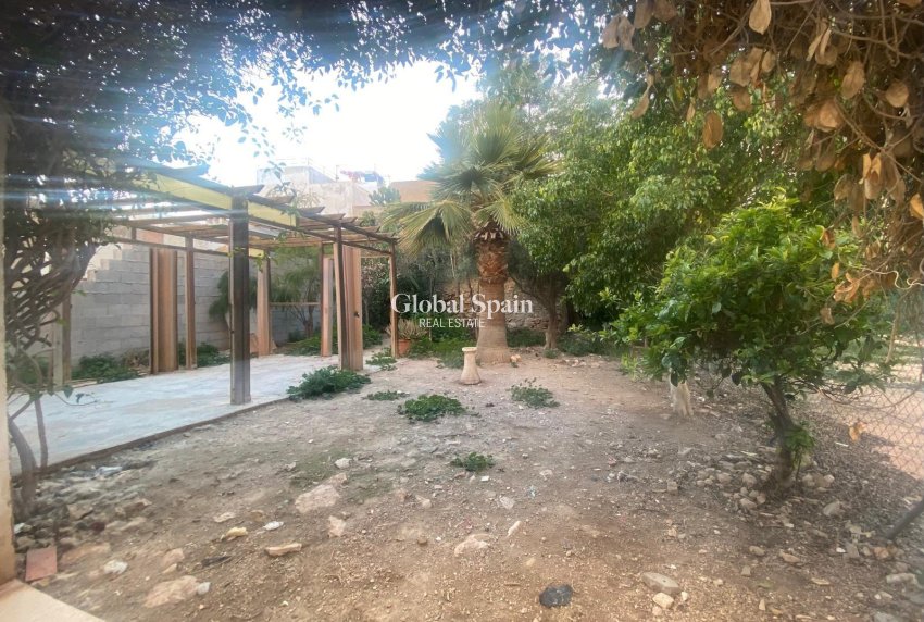 Revente - Maison -
TORREVIEJA - Playa de los Locos