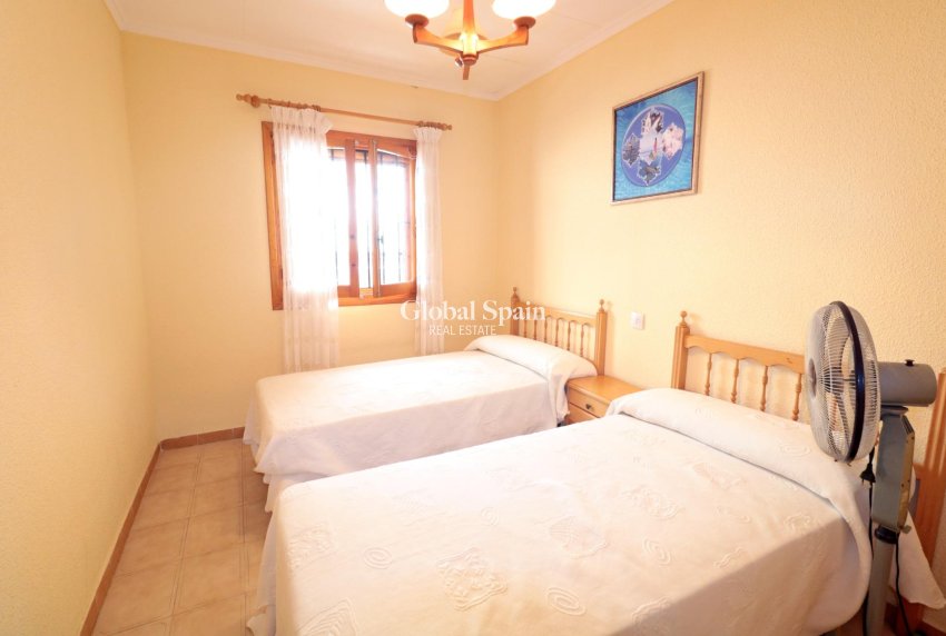 Revente - MAISON -
TORREVIEJA - Playa De Los Náufragos