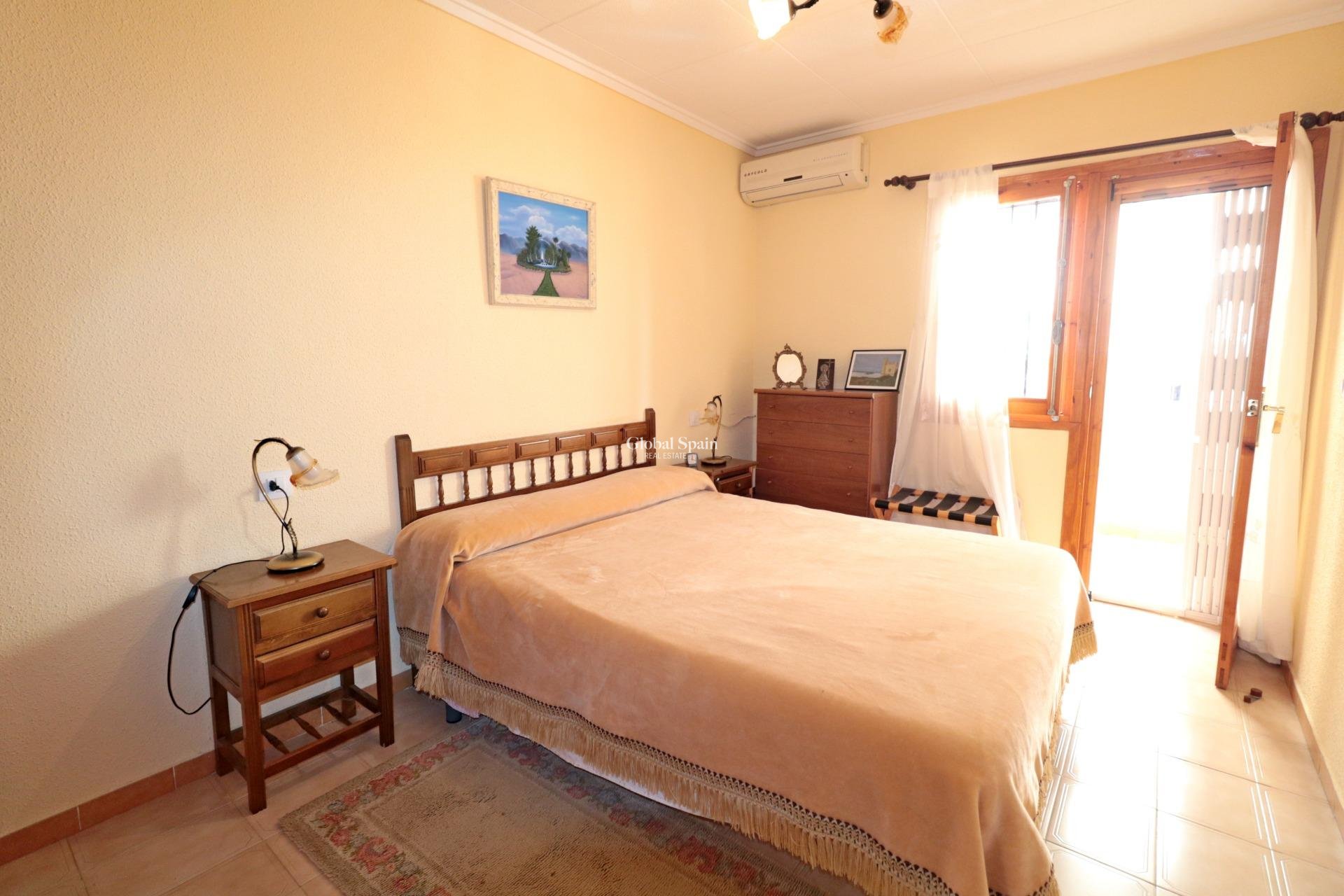 Revente - MAISON -
TORREVIEJA - Playa De Los Náufragos