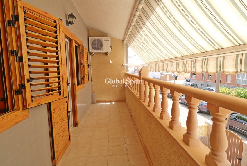 Revente - MAISON -
TORREVIEJA - Playa De Los Náufragos