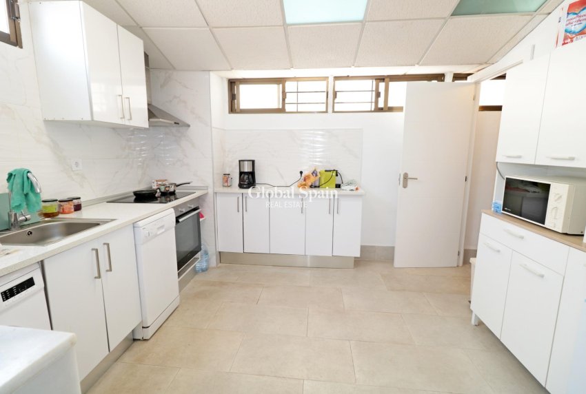 Revente - MAISON -
TORREVIEJA - Playa De Los Náufragos