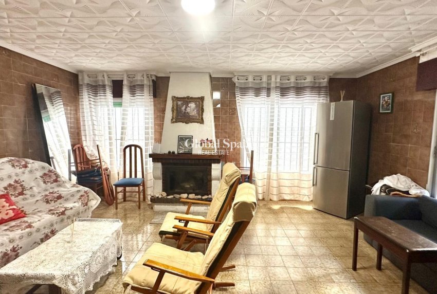 Revente - MAISON -
TORREVIEJA - Playa del Cura