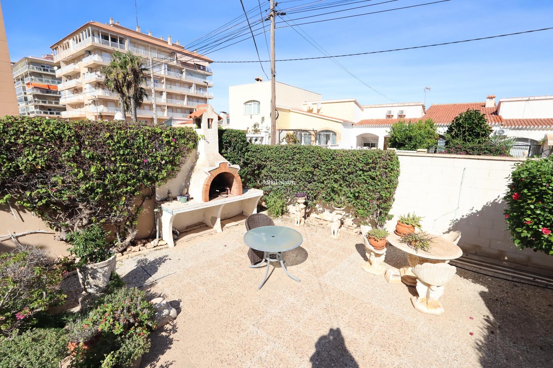 Revente - Maison -
TORREVIEJA - Punta prima