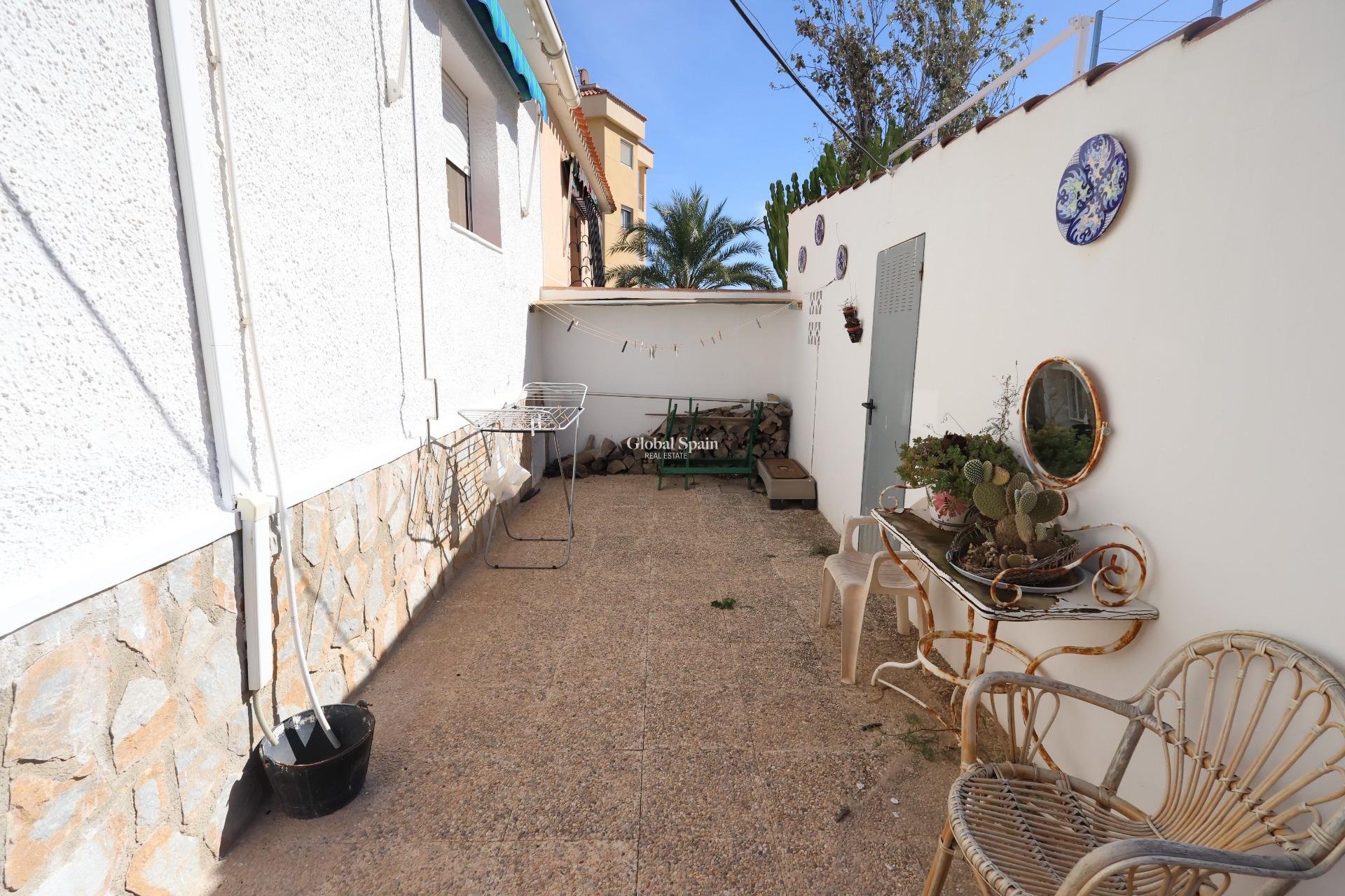 Revente - Maison -
TORREVIEJA - Punta prima