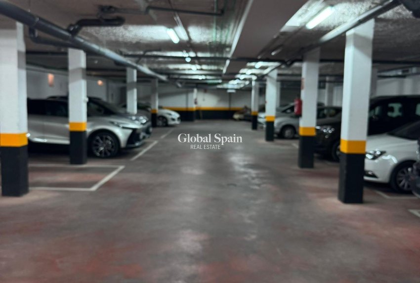 Revente - MAISON -
TORREVIEJA - Punta Prima